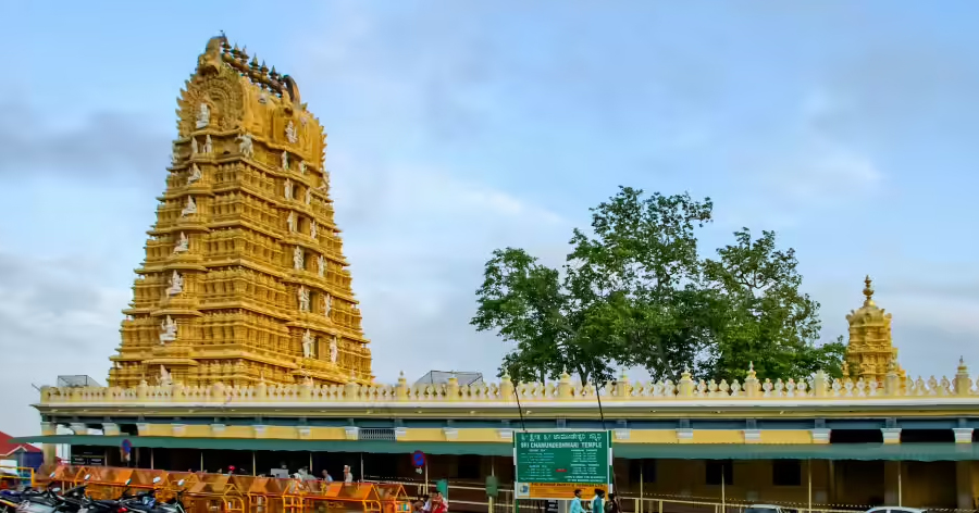 Chamundi-Hills-&-temple