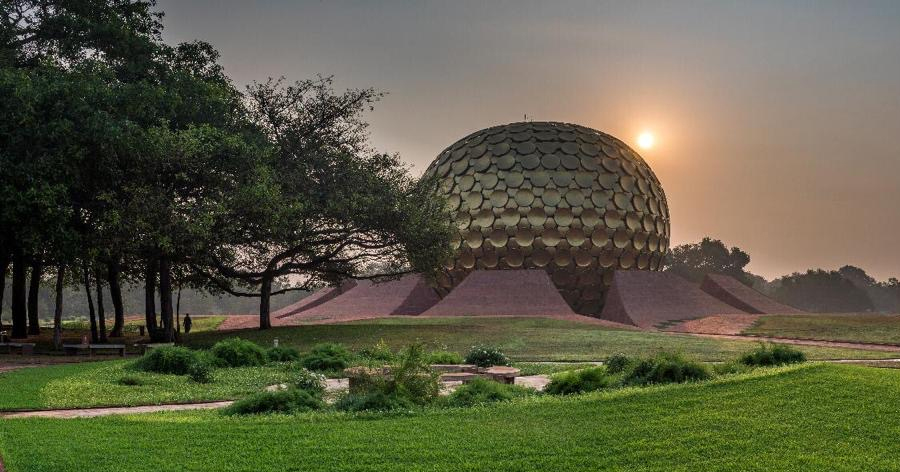 Sri-Aurobindo-Ashram-Pondicherry