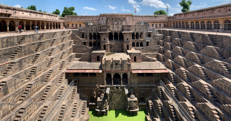 chand-baori-abhaneri
