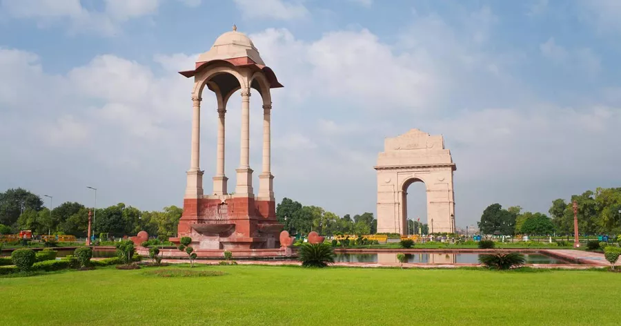 india-gate-delhi